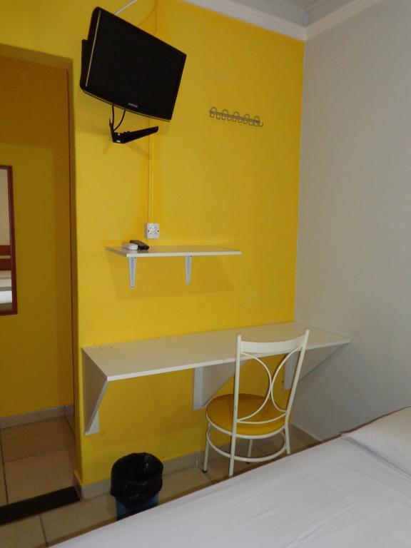 Home Guesthouse Кампо Гранде Екстериор снимка